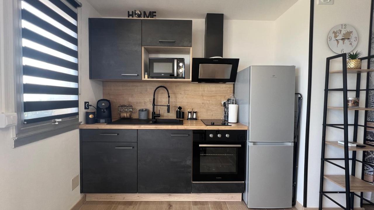 Appartement Cosy, Vue Mer Avec Parking Privatif Canet-en-Roussillon Exterior photo
